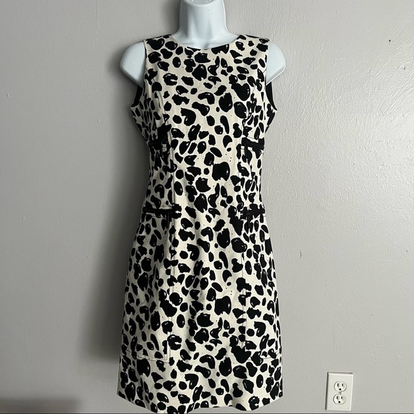 Michael Kors White/Black Abstract Print Sheath Dress - Picture 4 of 14